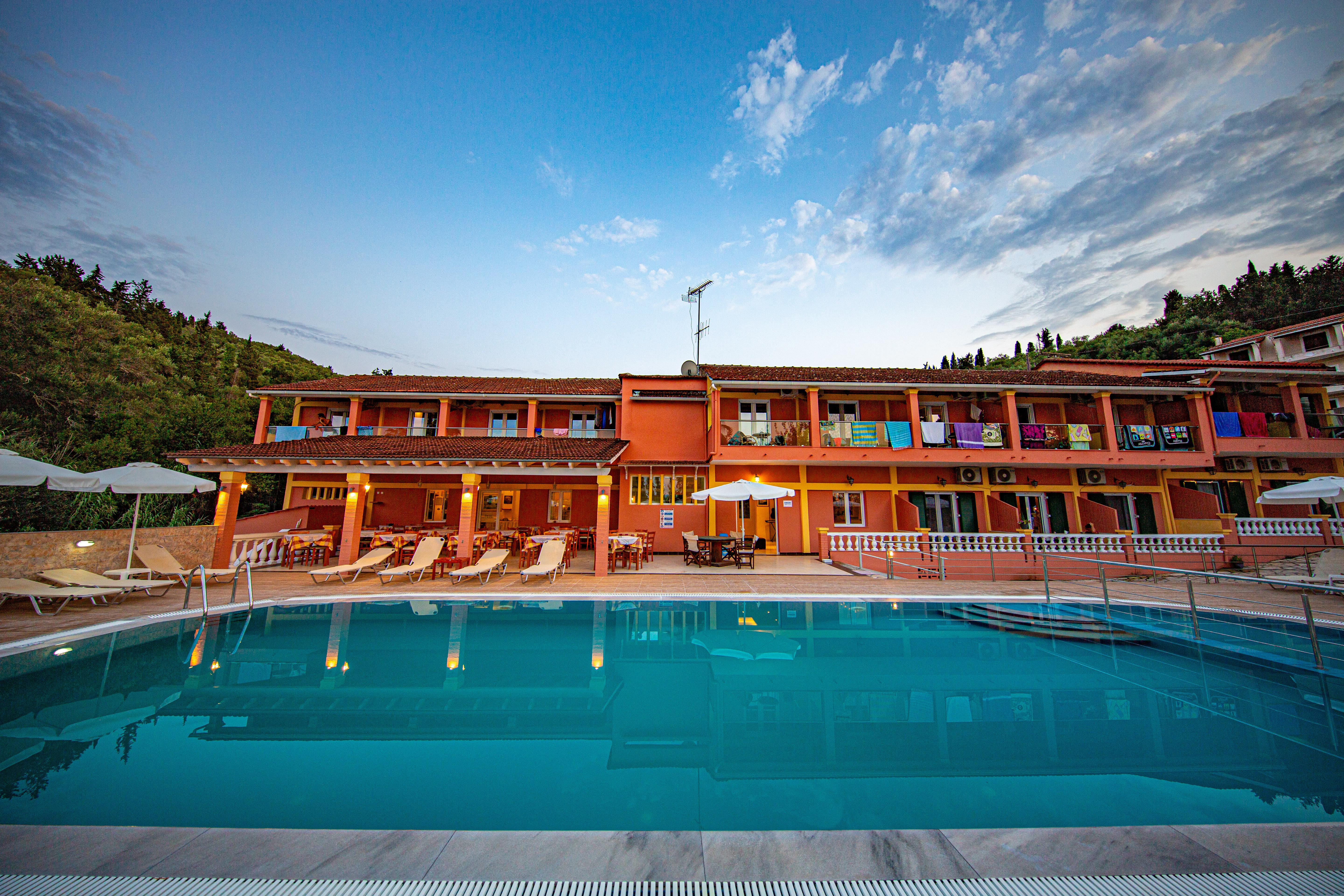 Hotel Penelope Mpoukaris Bagian luar foto