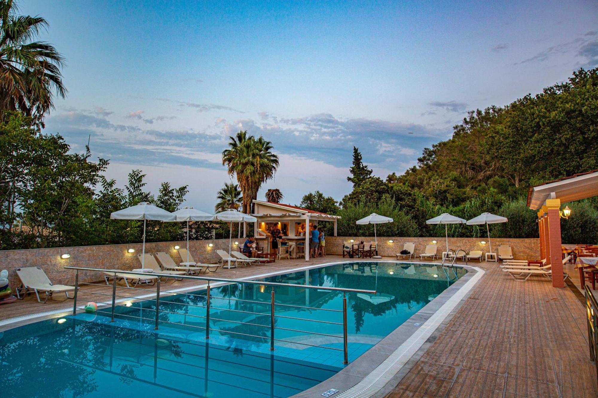 Hotel Penelope Mpoukaris Bagian luar foto