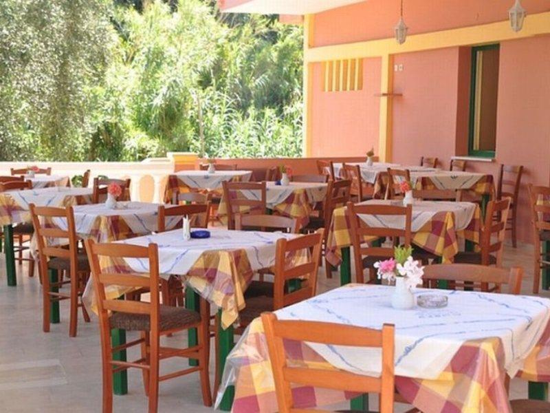 Hotel Penelope Mpoukaris Bagian luar foto